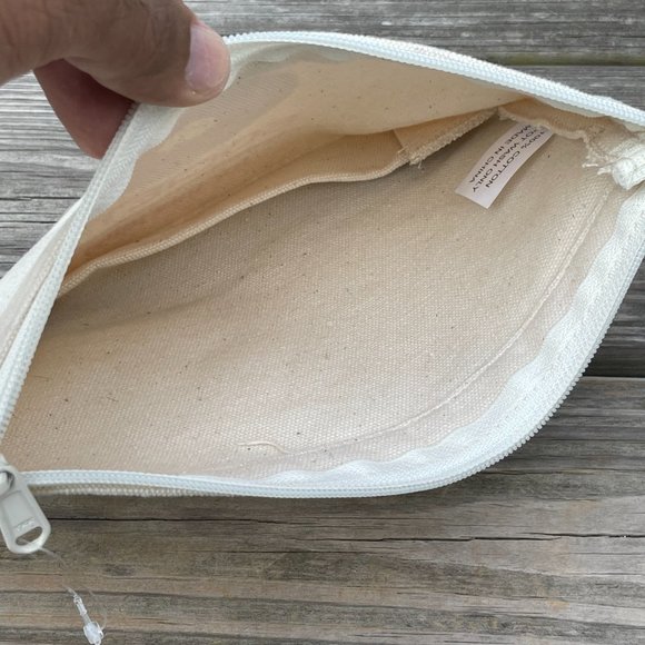 DOGEARED Makeup Bag Society Doughnut Donut Lil Zip - Picture 6 of 8